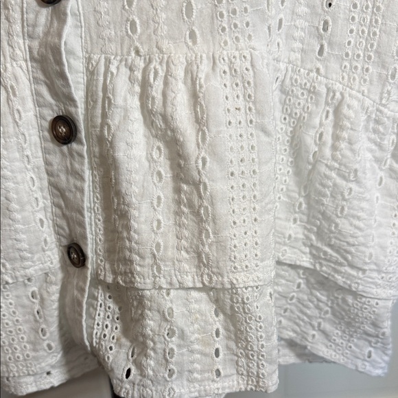 White Eyelet tiered ruffle Blouse Button Front Cottagecore Summer Top - Picture 5 of 11